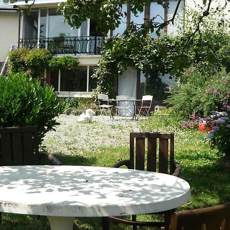 Dinant La Bergeronnette Avec La Chaleur Du Feu De Bois Et Le Jardin Βίλα Εξωτερικό φωτογραφία
